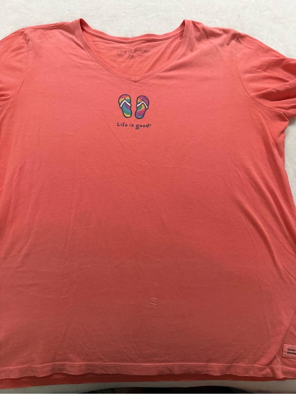 Life is Good Women’s Size XL Coral Short Sleeve Tee Flip Flops D78
